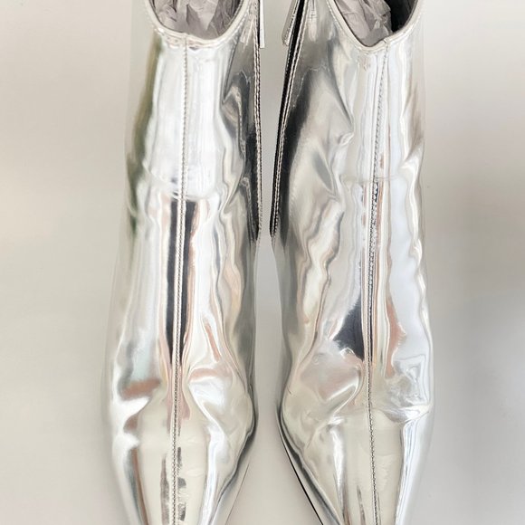 Bamboo Prevail Silver Womens Pointy Toe Zipper Ankle Booties Boots Patent 9 - Picture 4 of 12